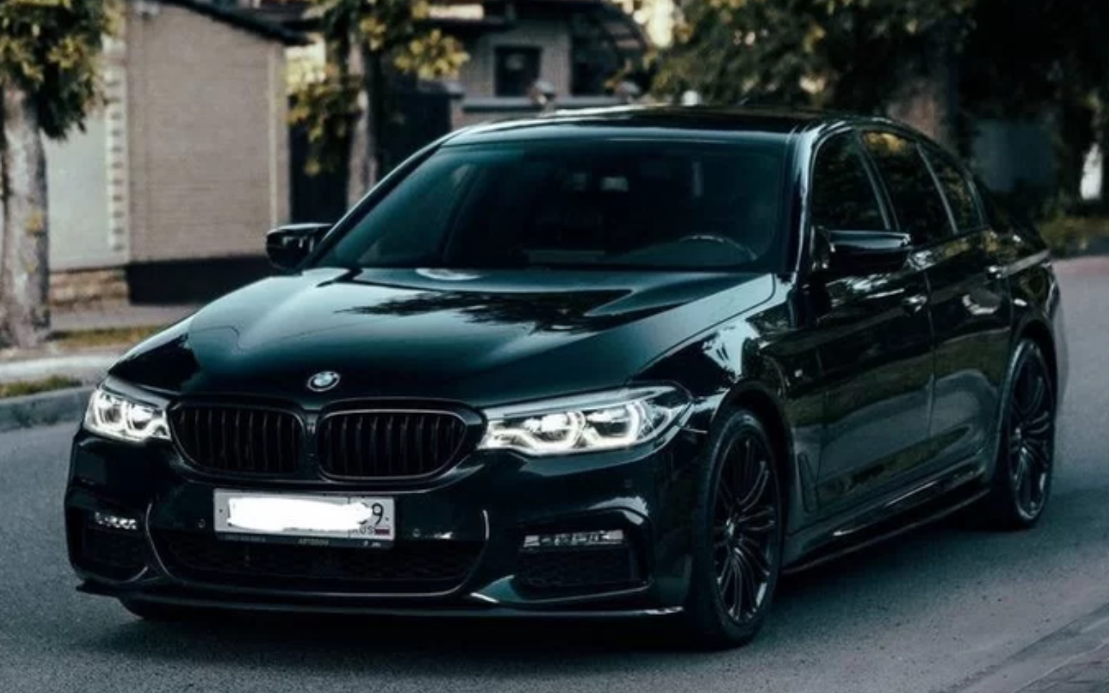 BMW 540i — фото 1