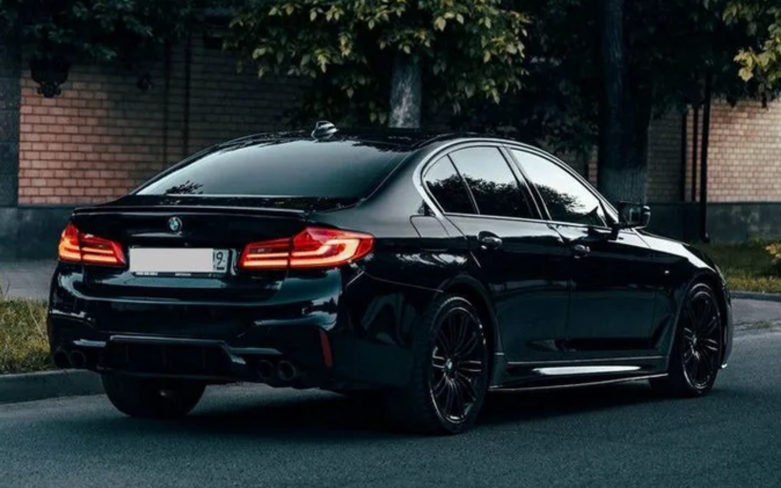BMW 540i — фото 3